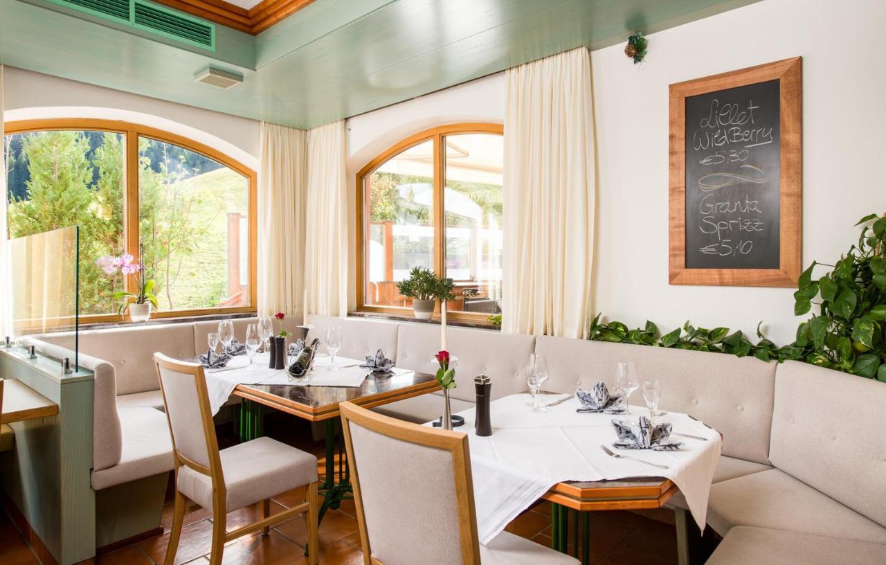 Gaestehaus Zugspitzblick Berwang Bagian luar foto