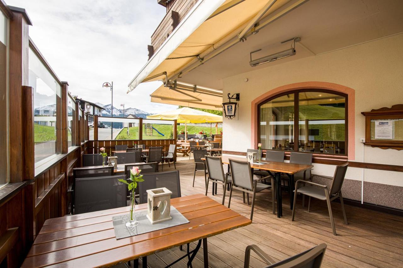 Gaestehaus Zugspitzblick Berwang Bagian luar foto