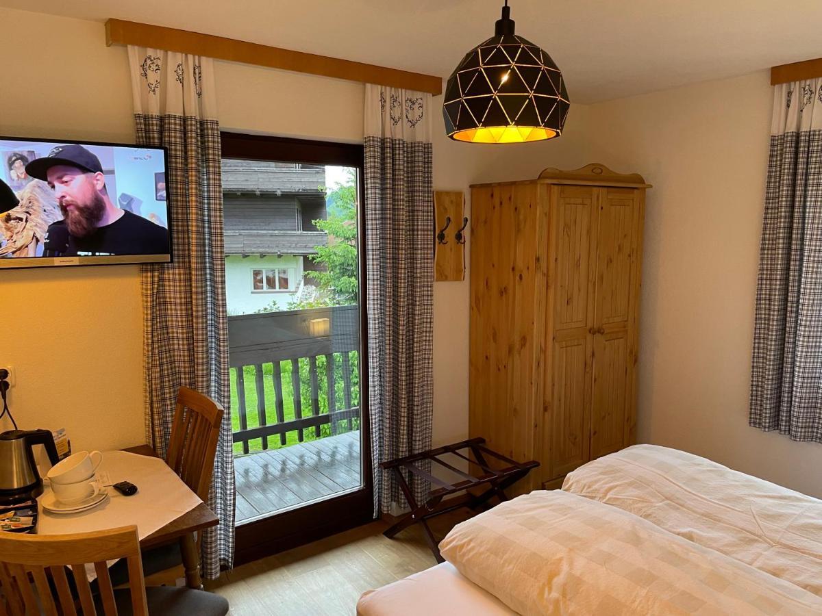 Gaestehaus Zugspitzblick Berwang Bagian luar foto